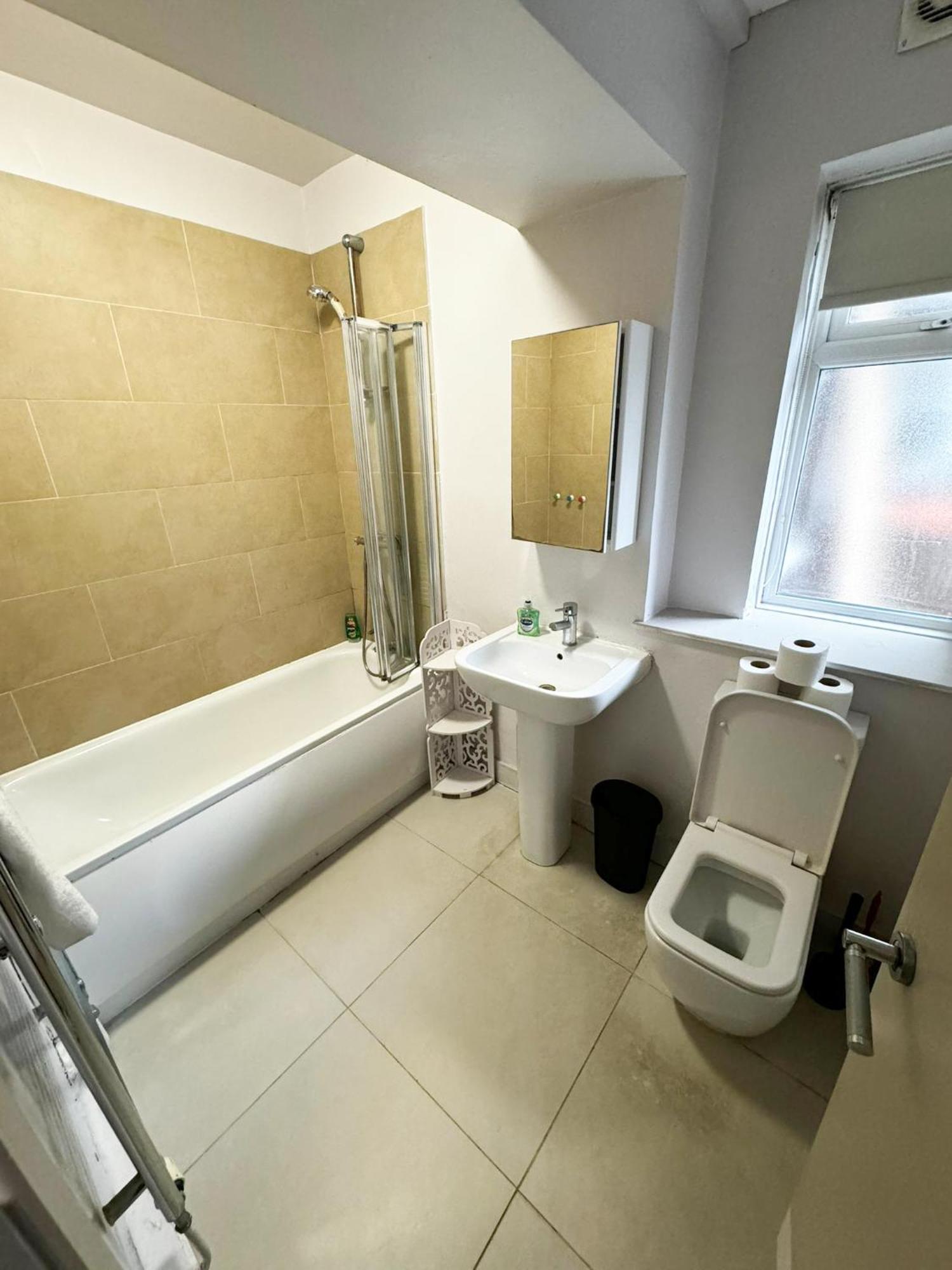 Cricklewood Apartment Londra Esterno foto
